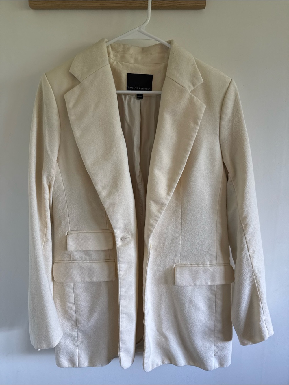 Banana Republic Ivory Women's Single-Button Blazer